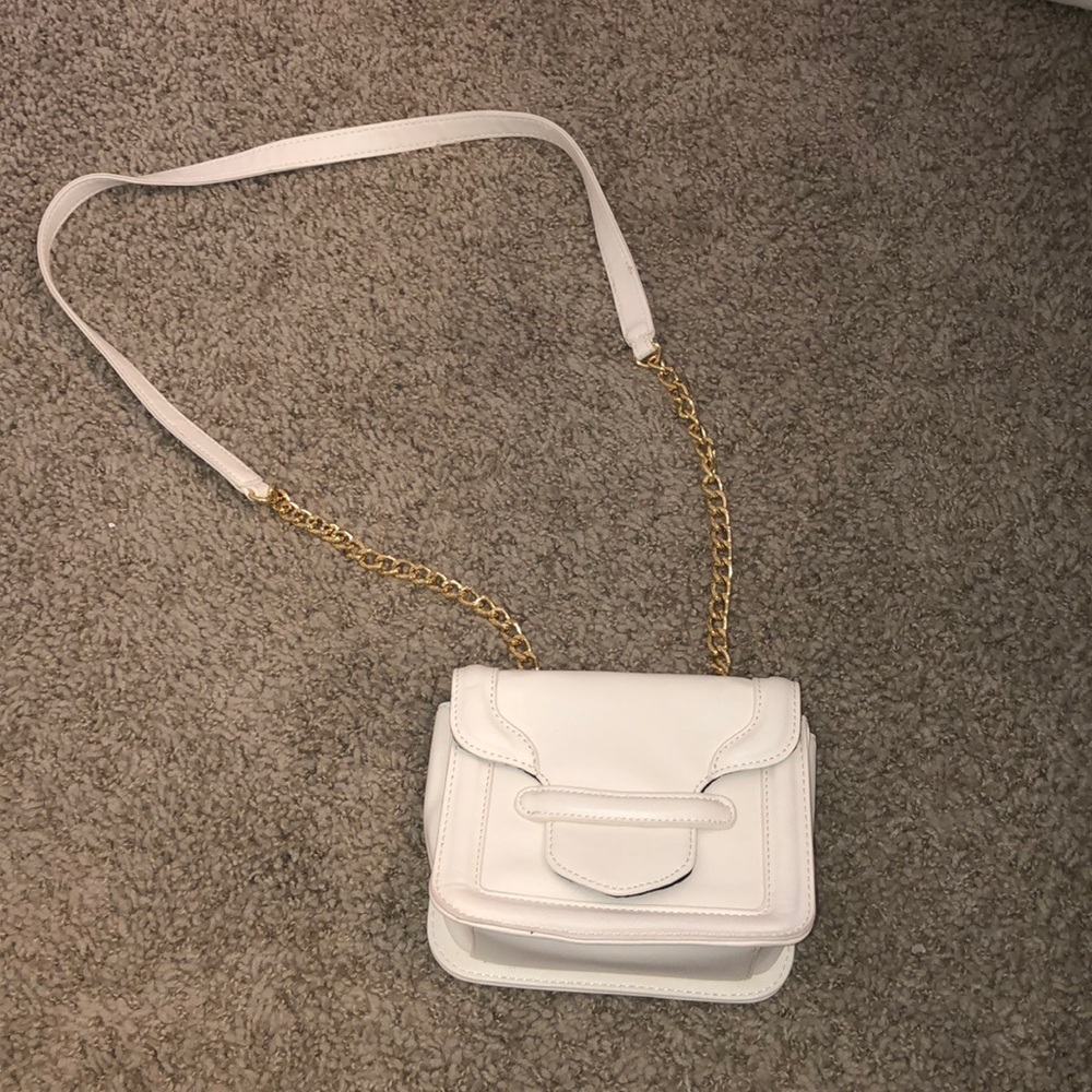 FOREVER 21 CROSSBODY BAG